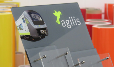 Hinterglas-Beschriftung im Digitaldruck und Siebdruck (agilis)